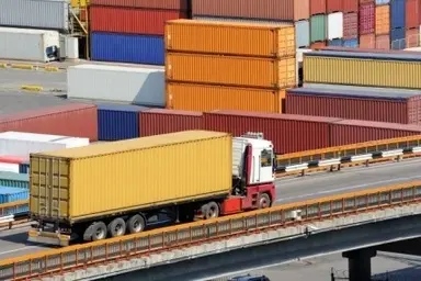 جابجایی بیش از ۳۴۵ میلیون تُن کالا در شبکه راه های کشور طی هفت ماهه سال جاری