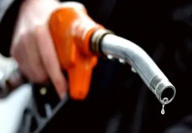 تراز تولید بنزین ایران منفی شد / ثبت رکورد جدید واردات بنزین