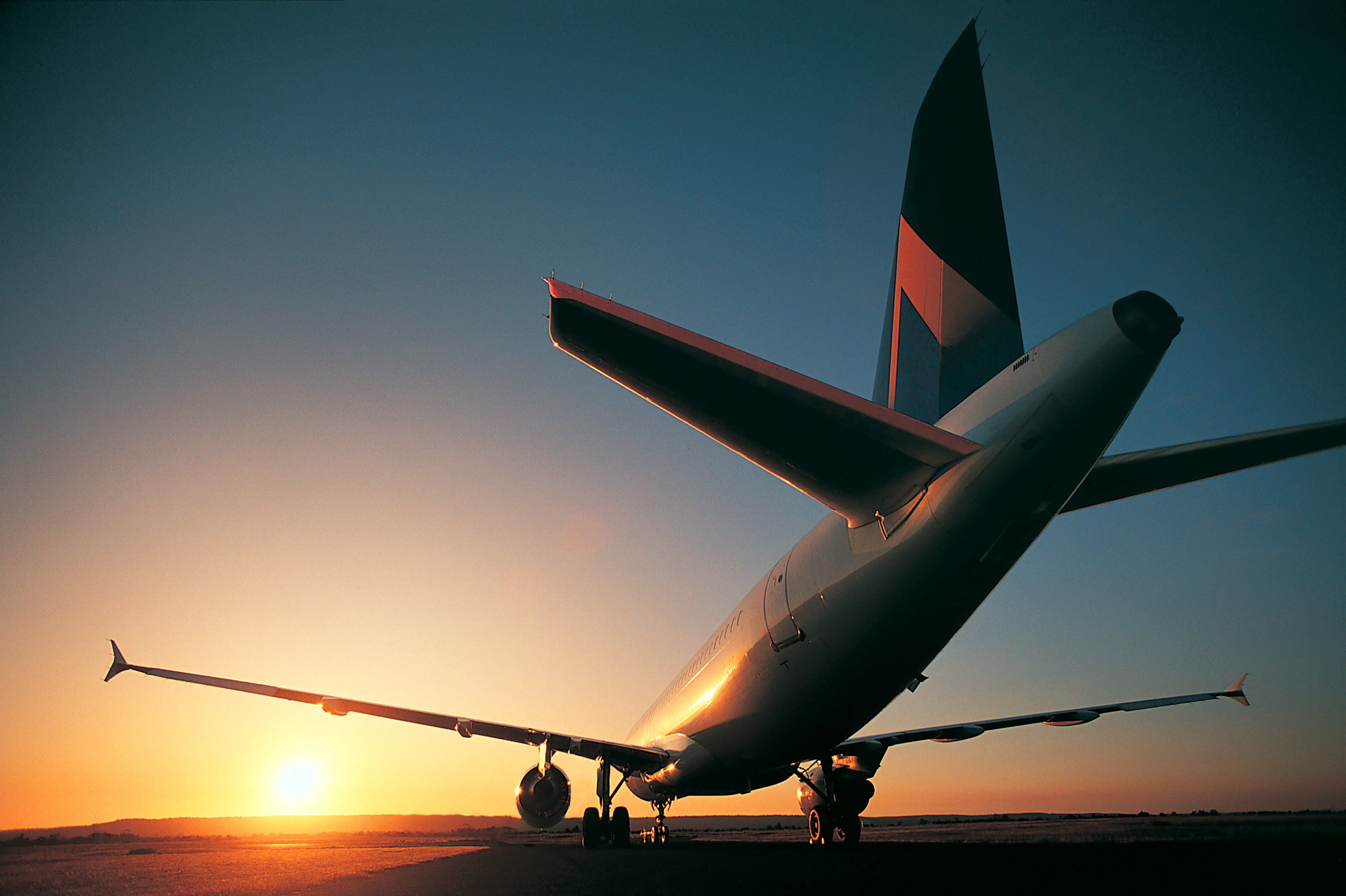 سود شرکت هواپیمایی امارات ۷۰ درصد کاهش یافت