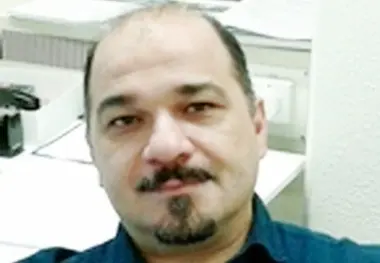 پیاده رو و کفش های کتانی!