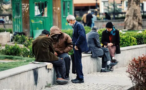 شرایط عجیب فاصله‌گذاری اجتماعی در همدان