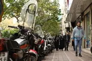 پیاده روهایی که برای همه ساخته نشده اند؛  فاصله میان قانون و اجرا در حقوق دسترسی معلولان به حمل و نقل