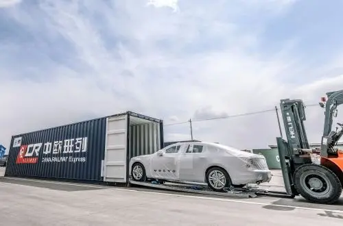 Volvo delivers cars from China to Europe by rail 