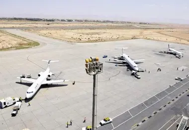 ترک هایی با عمق 4 متر در فرودگاه اصفهان