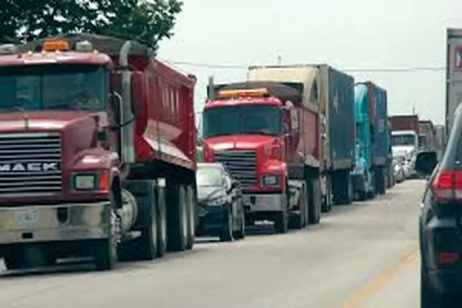 چه کسانی از واردات کامیون سود می‌برند؟