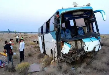واژگونی اتوبوس هنگام تردد از محور روستایی در ابهر
