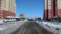 پرند در محاصره برف/ بنزین در پرند نایاب شد