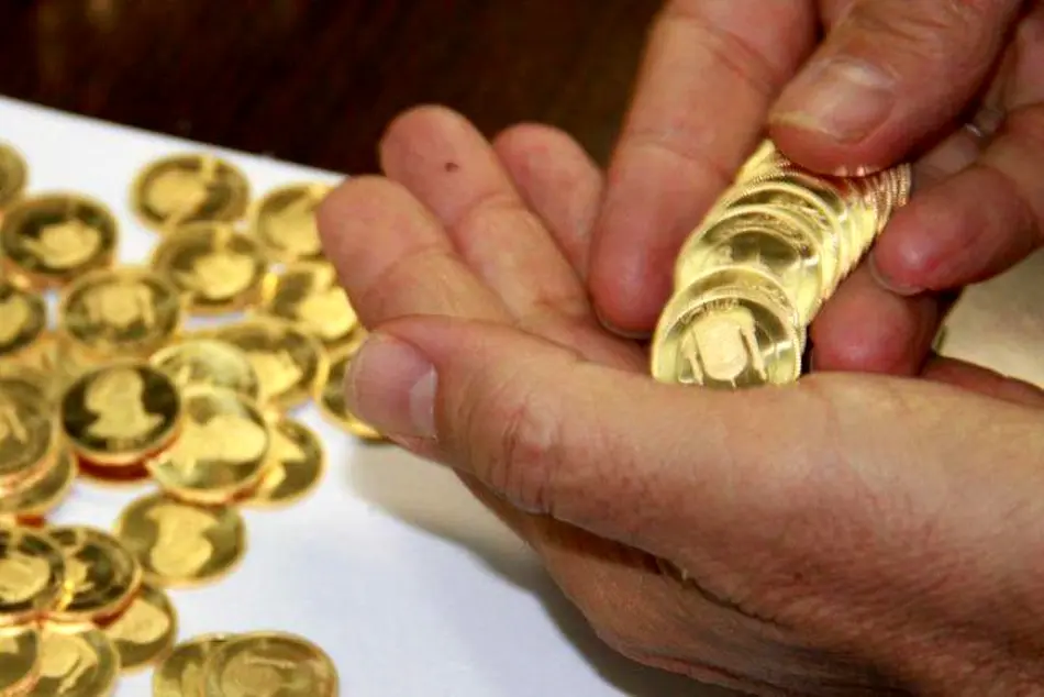 قیمت سکه ۱۷ فروردین ۱۴۰۰ به ۱۰ میلیون و ۷۴۰هزار تومان رسید