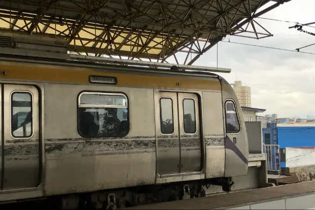 
برخورد دو قطار مترو در فیلیپین
