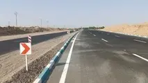 پایان ۱۲ کیلومتر روکش آسفالت در جاده رفسنجان  کرمان 