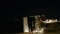 جاده ترانزیتی پلدختر - خرم‌آباد براثر واژگونی تریلر مسدود شد