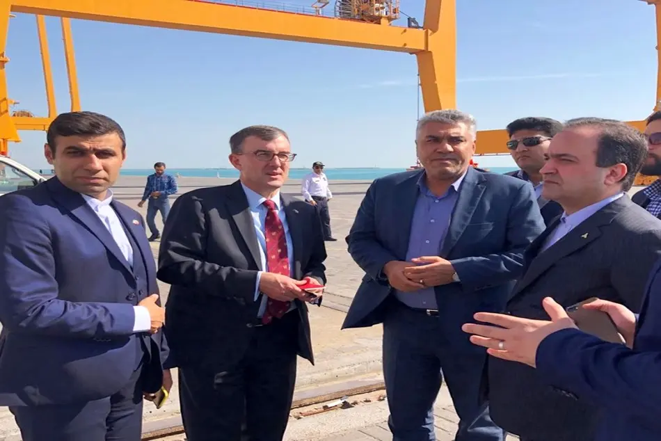 Australia calls for more port cooperation with Iran