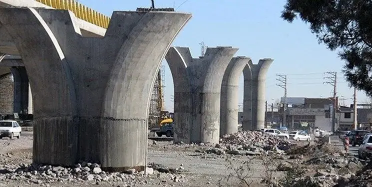 تلاش برای تکمیل پل روگذر تقاطع آزادگان- شهید نجفی رستگار