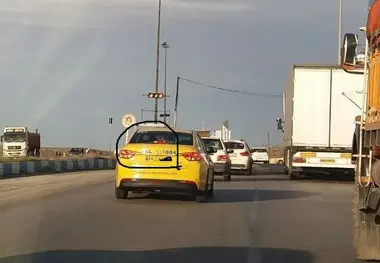 عکس| فعالیت تاکسی‌های درون شهری در محورهای بین شهری!