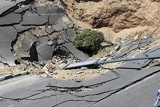 فیلم| فرونشست زیربناهای حمل و نقل کشور را به شدت تهدید می کند