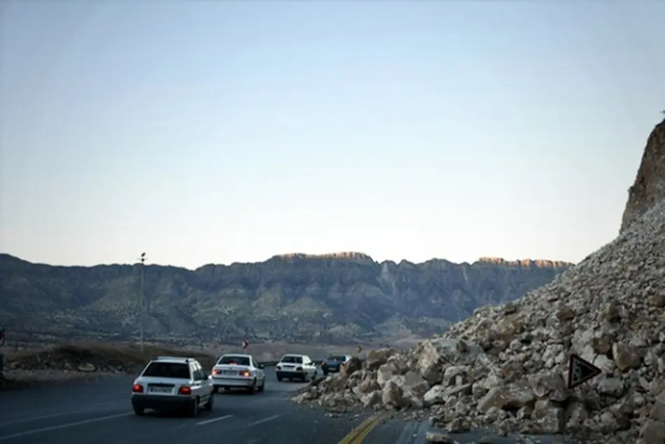 بازگشایی مرز شوشمی در پاوه برای تردد مسافر بین ایران و اقلیم کردستان عراق