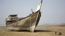 بازپس گیری لنج صیادی سرقتی در میناب؛ دزدان دریایی متواری شدند