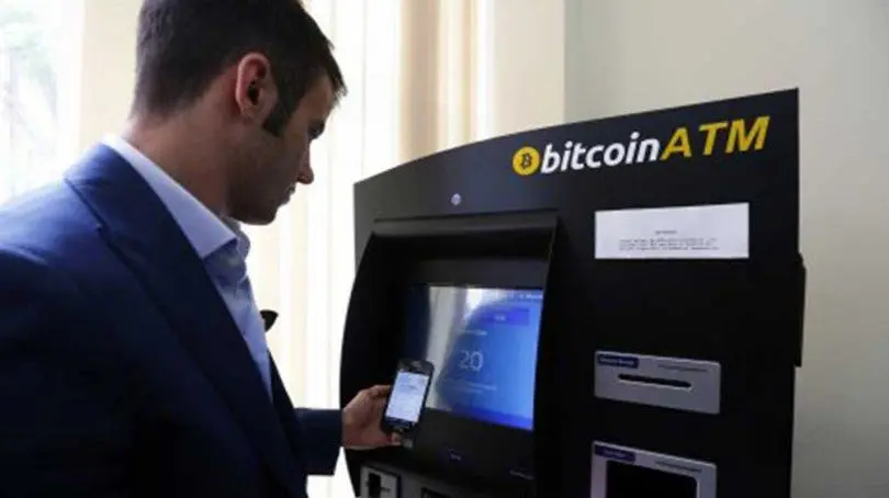 فیلم| نصب دستگاه ATM بیت‌کوین در دو فرودگاه کشور