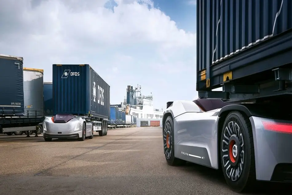 Volvo’s autonomous Vera hauler parks up at port