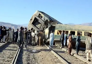 قطار مسافری در ایالت بلوچستان پاکستان از ریل خارج شد