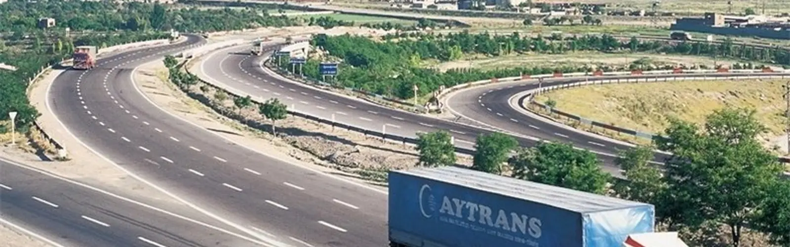 جریمه سنگین راننده کامیون ایرانی در قزاقستان/ چرا انجمن مشهد به رانندگان دوزبلاغ نمی دهد؟ 