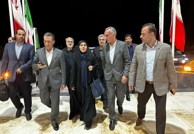 فیلم | وزیر راه و شهرسازی از بندر شهید رجایی و روند امداد رسانی بازدید کرد