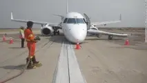 Pilot in Myanmar lands plane without front wheels