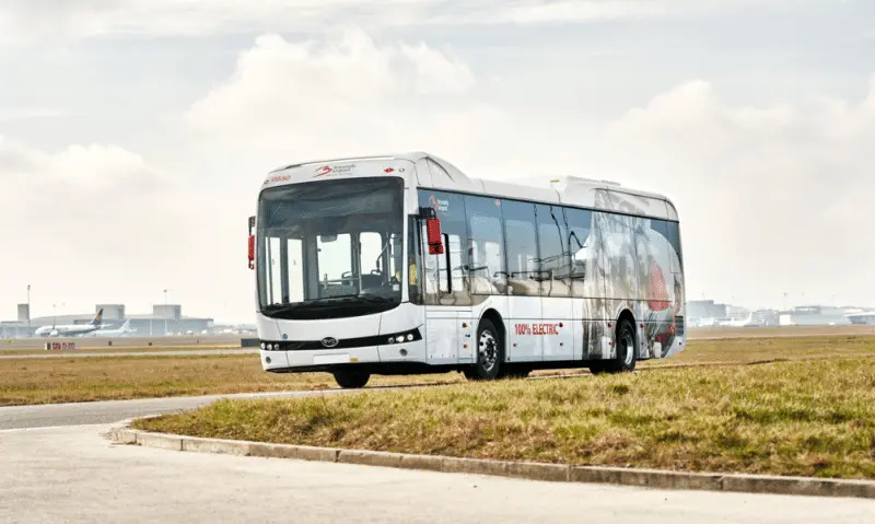 Brussels Airport introduces electric buses to carry passengers to/from their planes