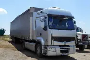  4000 دستگاه تریلی نو آزاد شده از گمرک به کدام رانندگان کامیون تعلق می گیرد؟