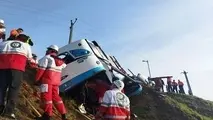 ۵ فوتی و ۱۸ مصدوم در حادثه واژگونی اتوبوس در گیلان + عکس