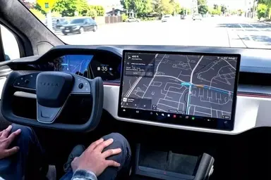 در تصادف خودروهای خودران، مقصر کیست؟