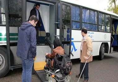 استفاده نیم‌بها و رایگان معلولان از ناوگان حمل‌ونقل/مناسب‌سازی و دسترسی‌پذیری ناوگان برای مسافران معلول