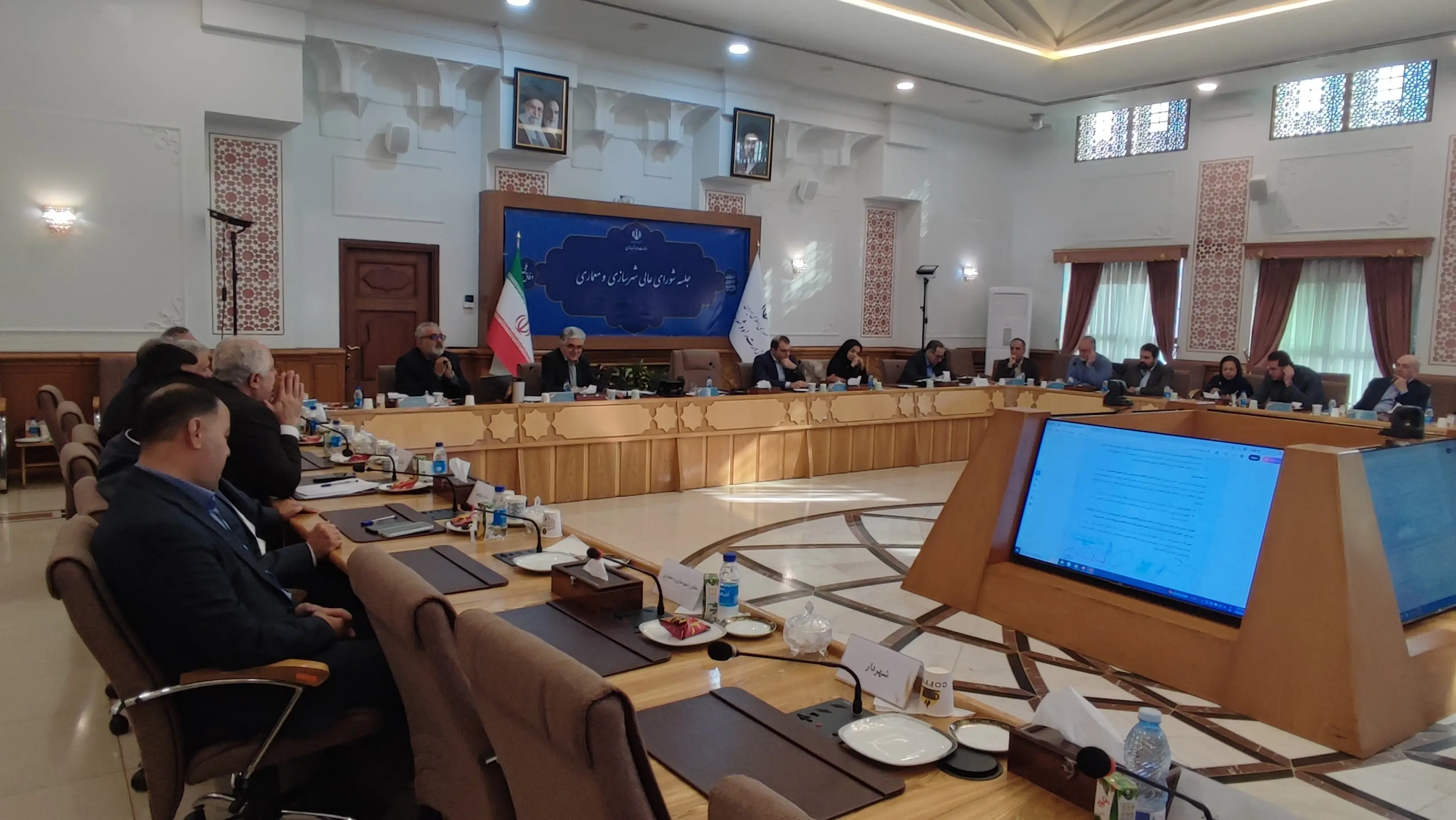 تصویب مشوق‌ های شهرسازی بازسازی ساختمان‌ های آسیب‌دیده از جنگ