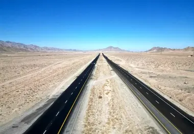 تکمیل بزرگراه جهرم – لار – بندرعباس وارد فاز پایانی شد