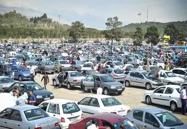 خروج سوداگران از بازار خودرو؟