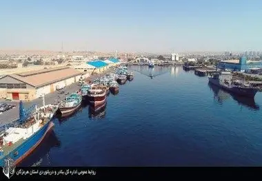 تخلیه و بارگیری بیش از یک میلیون و300 هزار تن کالا در بندر باهنر 