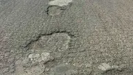 جاده‌ای پر از چاله‌های بزرگ و کوچک در ساوه! 