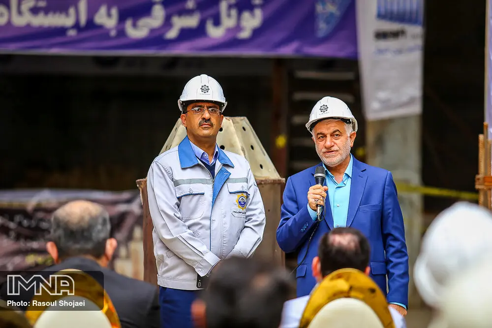 دستگاه حفاری تونل خط دو مترو اصفهان به ایستگاه لاله رسید