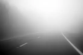 جاده‌های مازندران مه گرفته و لغزنده است 