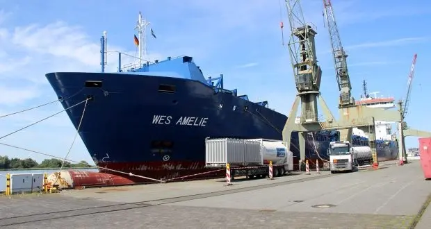 World’s first containership converted to LNG bunkered