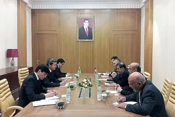دیدار وزیر راه و شهرسازی با وزیر خارجه ترکمنستان