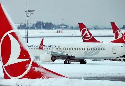 واکنش به بازگشت هواپیما از فرودگاه  استانبول؛ هوچی گری یا گرفتن حق؟+ فیلم