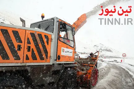 عملیات راهداری زمستانی در جاده هراز