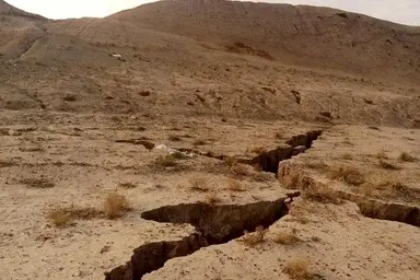 فروپاشی خاموش؛ سکونت ۴۰ میلیون نفر از جمعیت کشور در پهنه های فرونشست