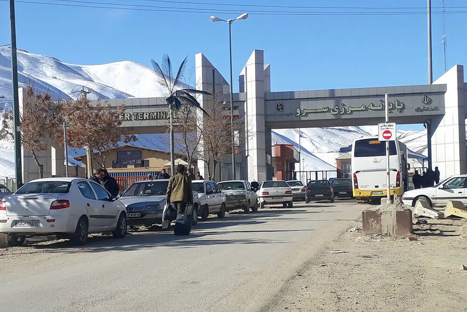 تردد مسافر با شرایط ویژه و محدود از ۳ پایانه مرزی آذربایجان‌غربی 