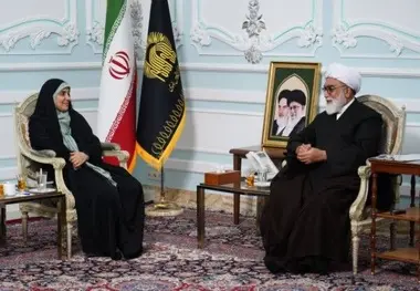 ۱۴۰۰ دستگاه اتوبوس جدید و افتتاح ۹۰ کیلومتر باند دوم در خراسان رضوی / تکمیل آزادراه حرم تا حرم با جدیت در حال پیگیری است