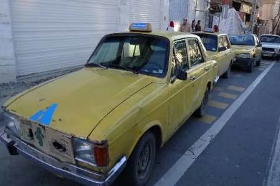 300 دستگاه تاکسی فرسوده در سنندج نوسازی می شود