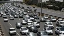ترافیک سنگین در اکثر معابر و بزرگراه‌های شهر تهران