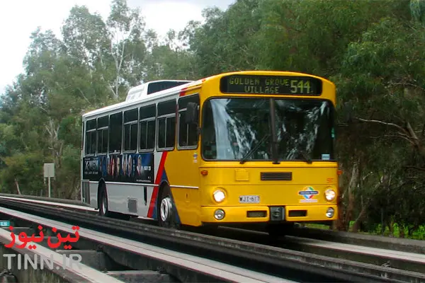 فیلم| حرکت اتوبوس های جنوب استرالیا روی ریل بتنی