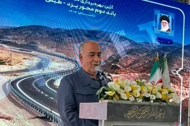 بهره‌ برداری از پروژه ملی در دل کویر؛ تکمیل نیمی از بزرگراه یزد طبس